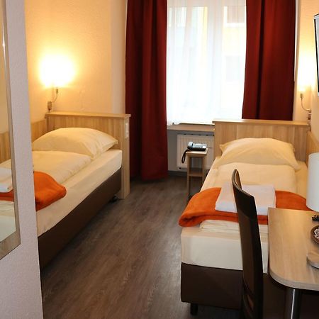 Hotel Paris Düsseldorf Exteriör bild