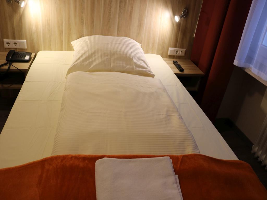 Hotel Paris Düsseldorf Exteriör bild