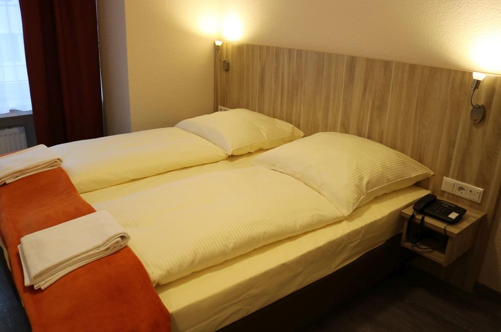 Hotel Paris Düsseldorf Exteriör bild