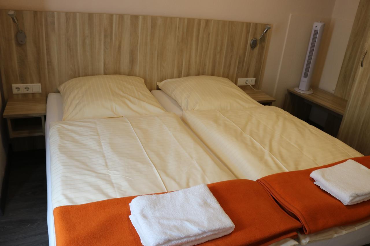 Hotel Paris Düsseldorf Exteriör bild